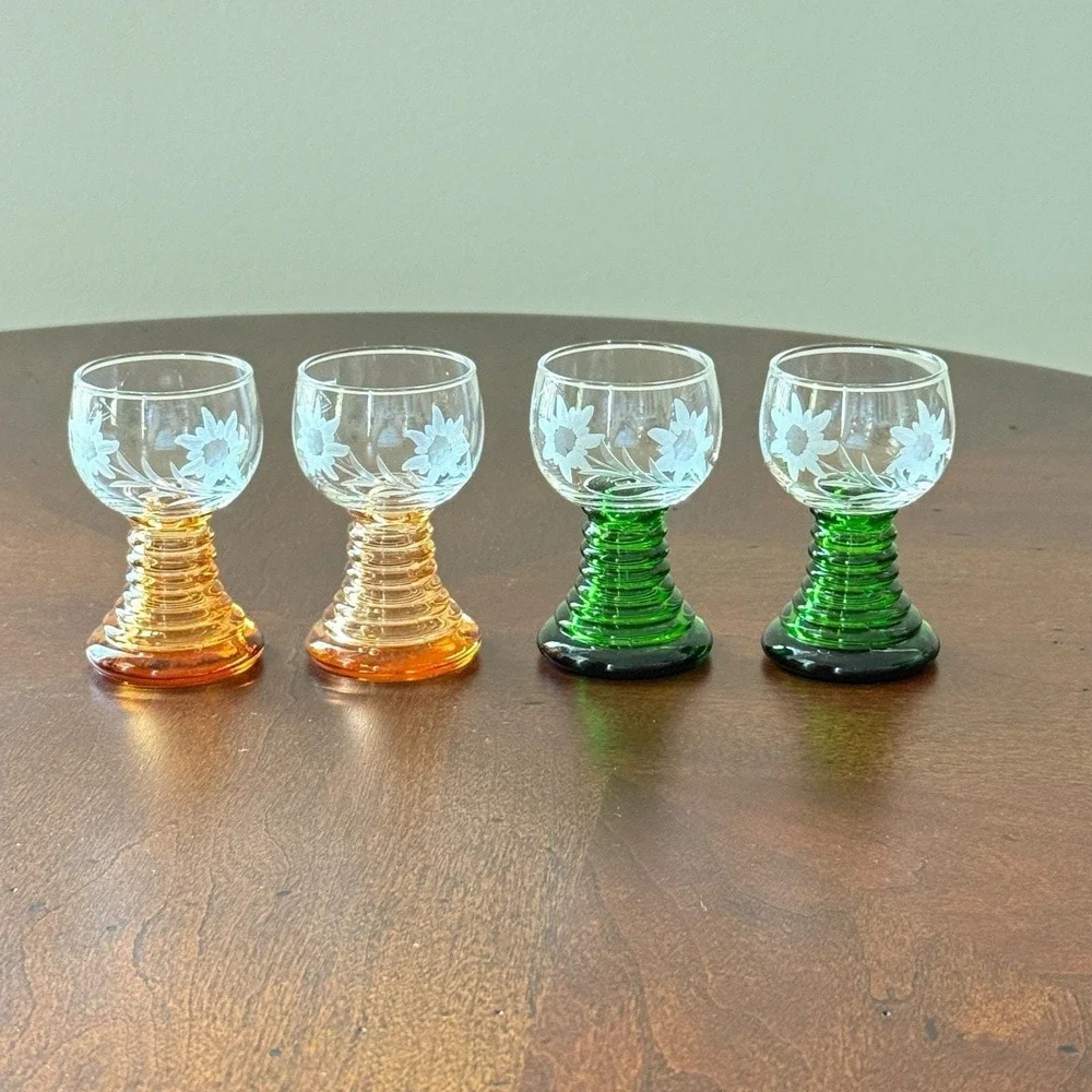 Beehive Stem Shot Glasses Small Etched Floral (4) 2 5/8